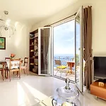 Sea View With Private Secure Parking 3 *